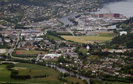 Førde kan bli ein del av ein region saman med Møre og Romsdal viss folket bestemte. Foto: Arild Nybø/Flickr CC-lisens