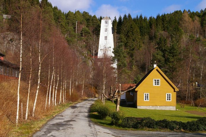 Stord er blant kommunane som får gode skussmål frå Riksantikvaren. Her frå gruvene på Litlabø. Foto: Wikipedia