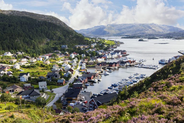 Folk frå Sogn og Fjordane arbeider lengst