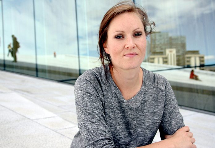 Forfattar Agnes Ravatn har suksess i utlandet. FOTO: Andrea Øien Sæverud / NPK